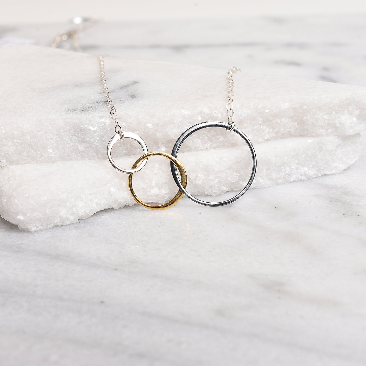 The Jada Necklace in Silver