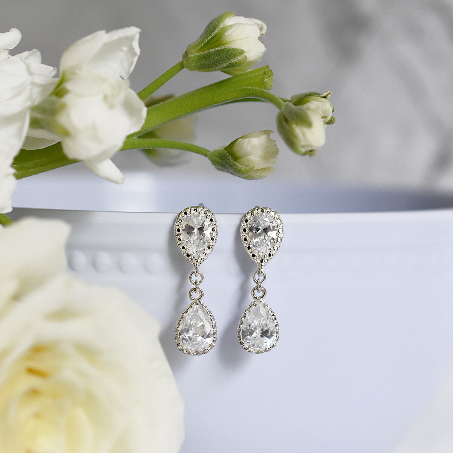 The Ava Earring