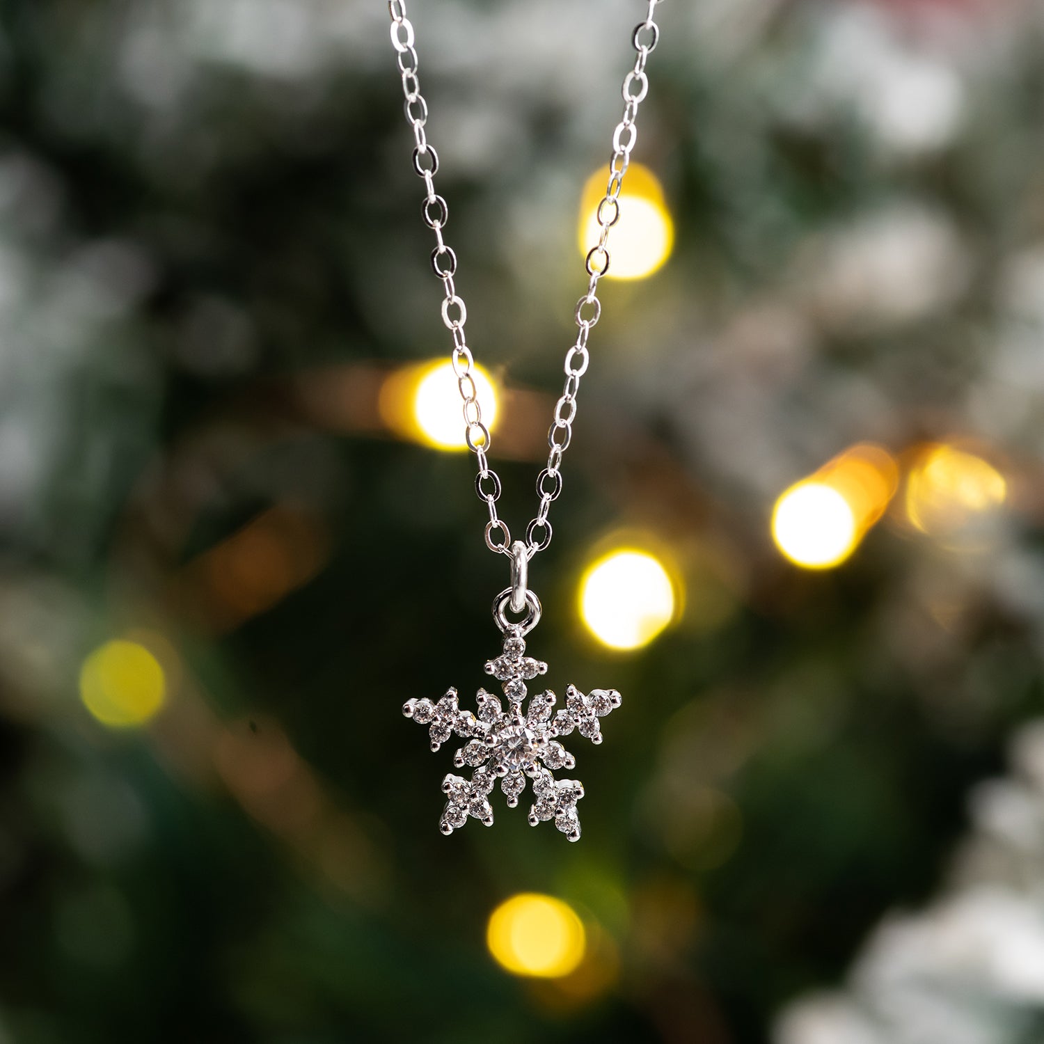 Silver Snowflake Necklace1
