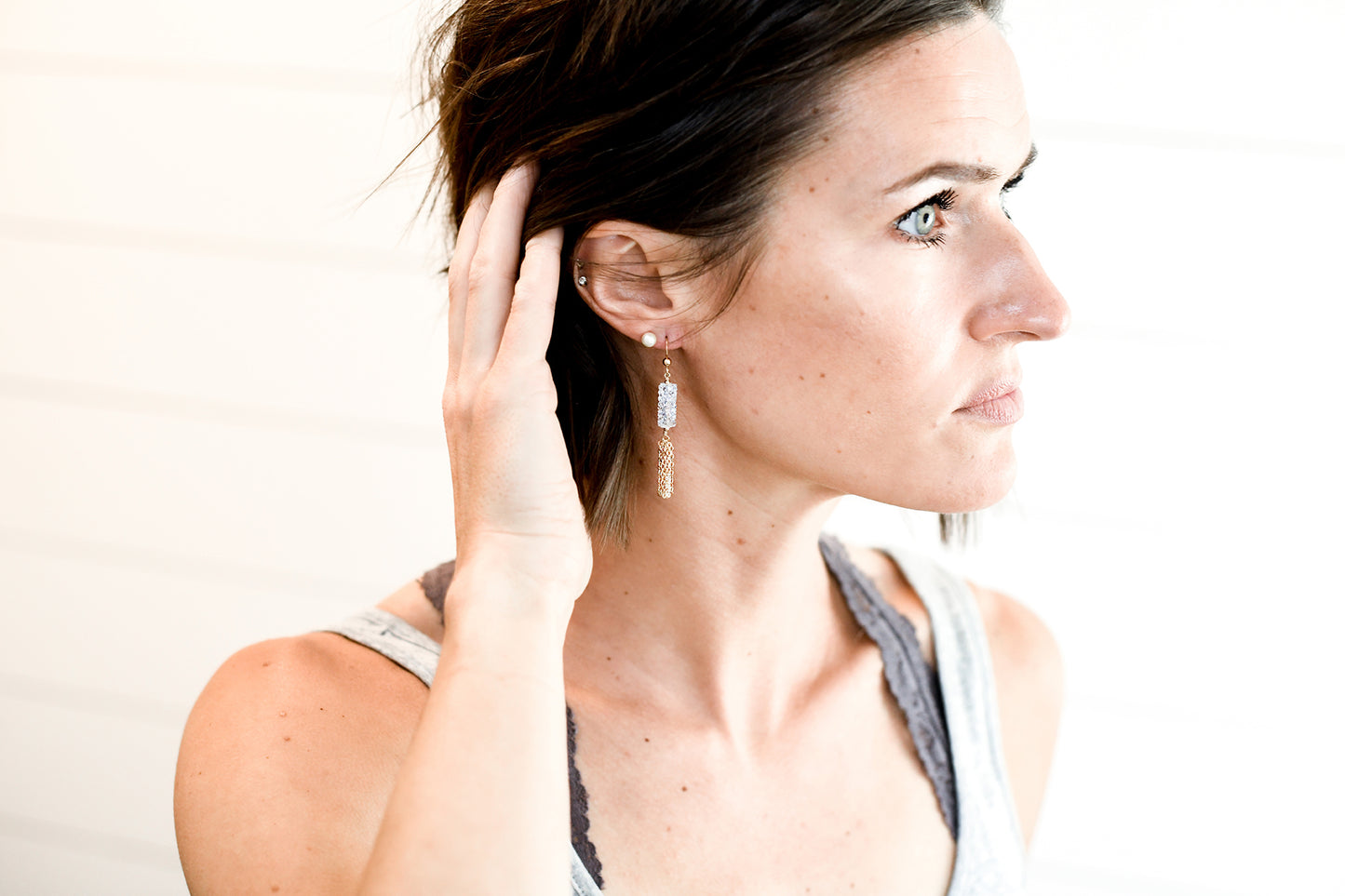 Dangly Earrings in Gold