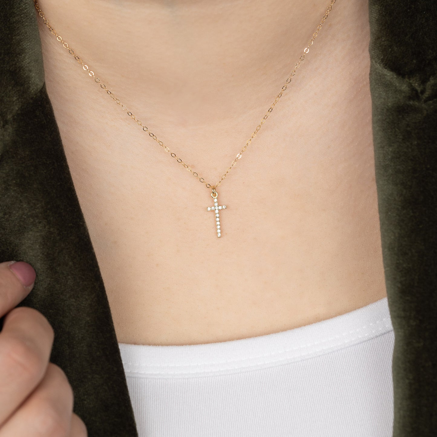 Modeled Pendant Necklace