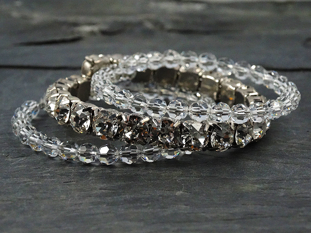 Crystal Bangle Bracelet For Women “Encounter of Love“ 7 Inches White G