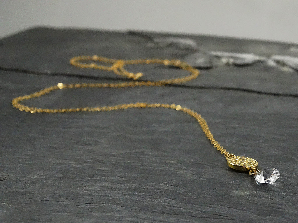 Long Gold Pendant Necklace 