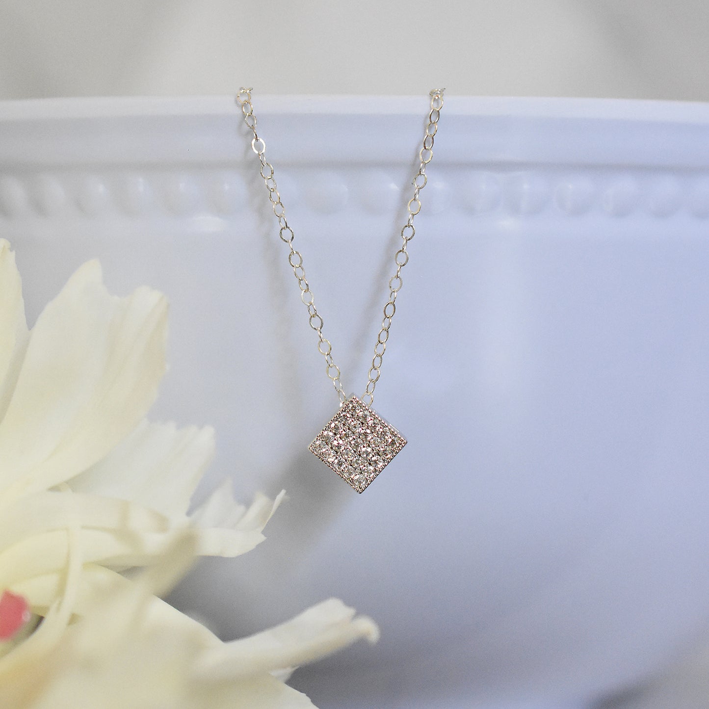 Silver Geometric Pendant Necklace 