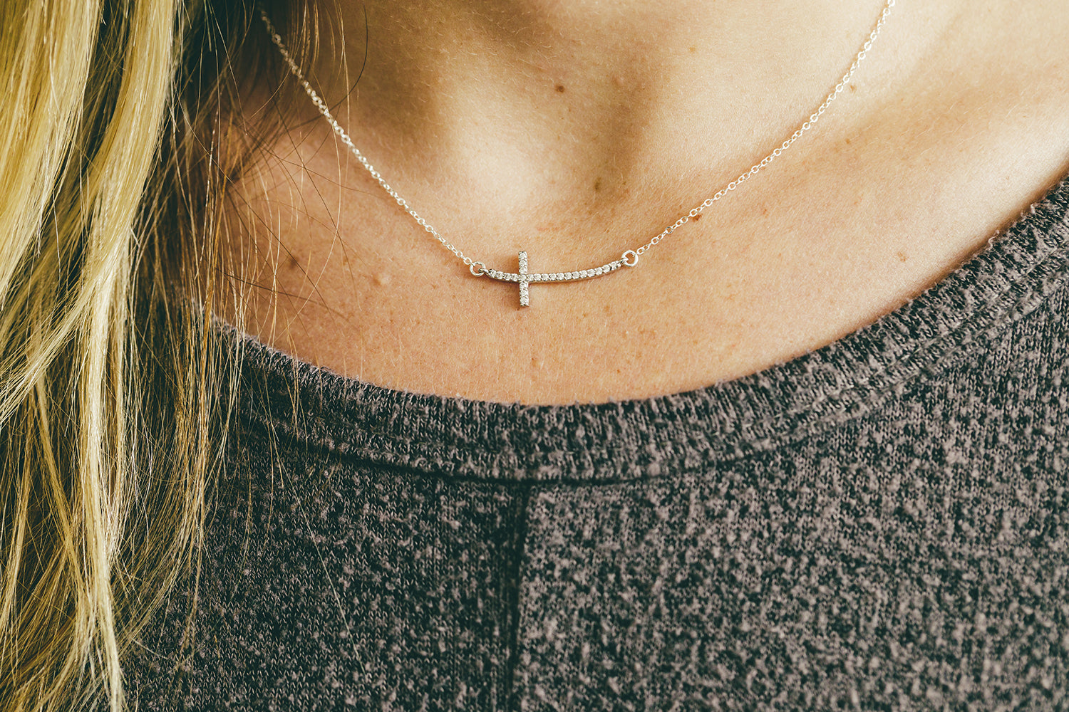Layered Necklace / Sideways Cross Necklace | Neicea